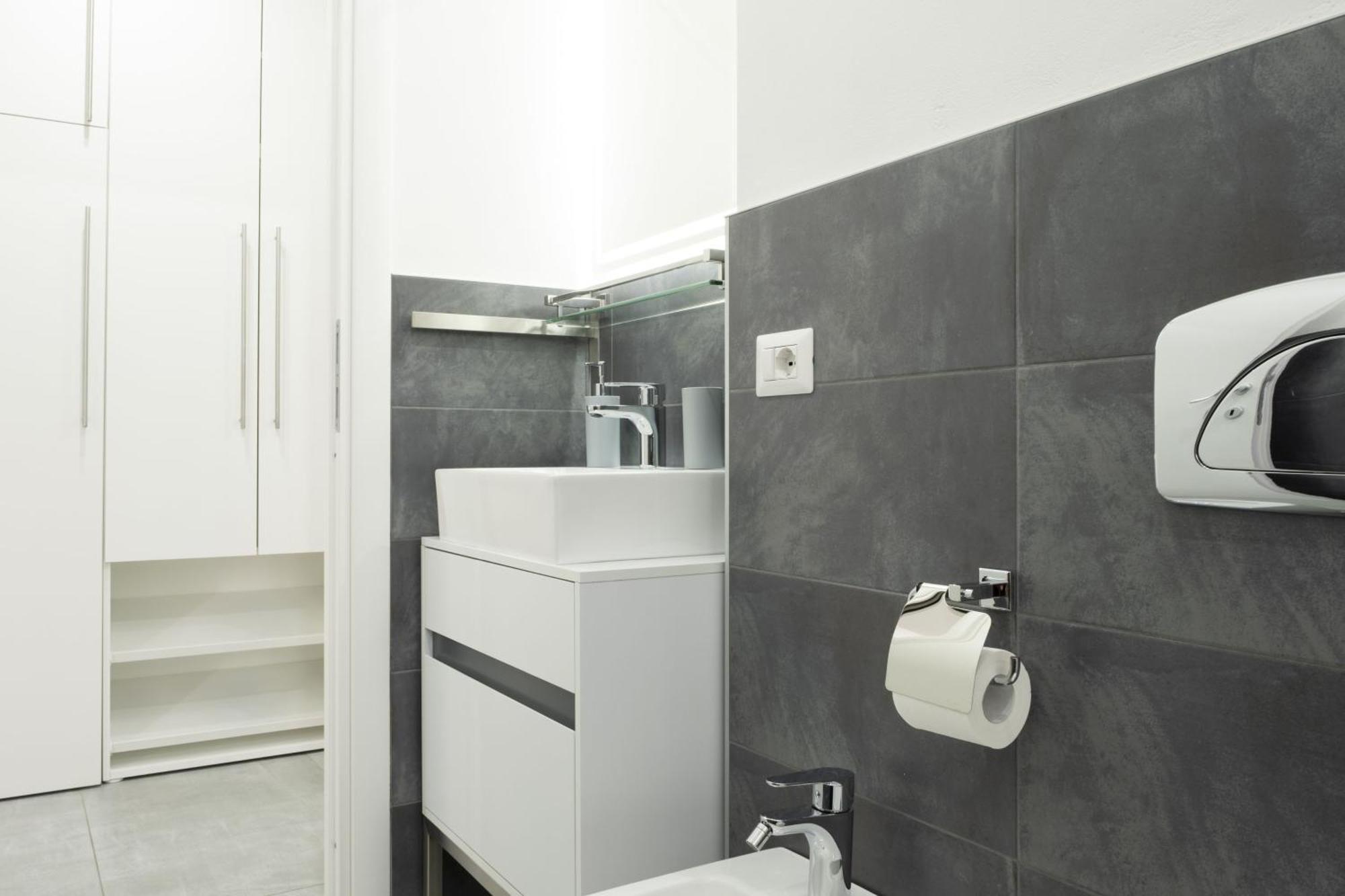 Appartamento Clalia Luino Exterior foto